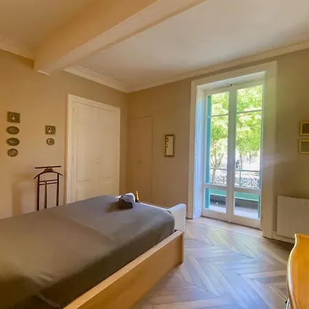 L'historien - Avec Balcon Coeur De Appartement Nîmes
