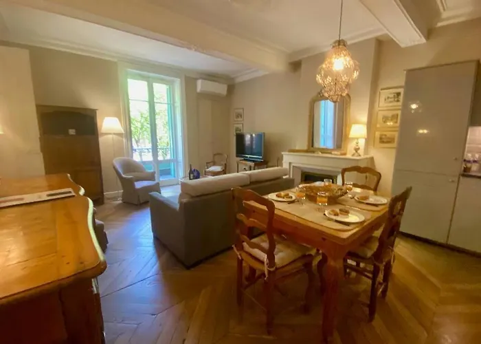 L'historien - Avec Balcon Coeur De